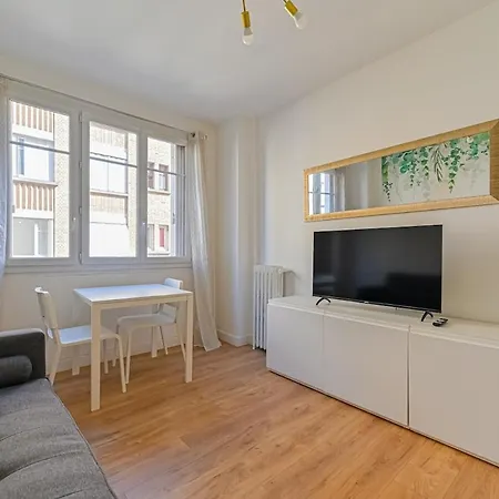 Appartement Suite Clichy Apartamento *